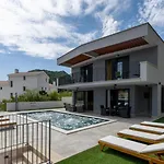 Villa Juma By Guide
