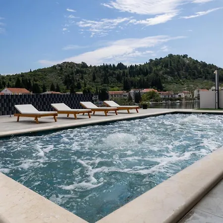 Juma By Guide Villa Blace