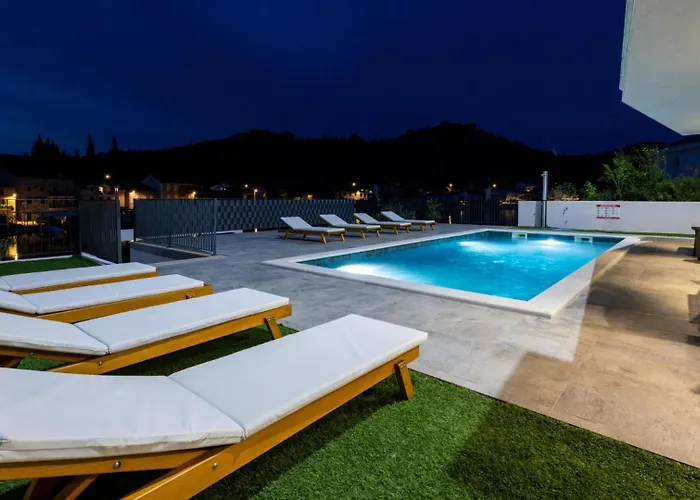 Juma By Guide Villa Blace