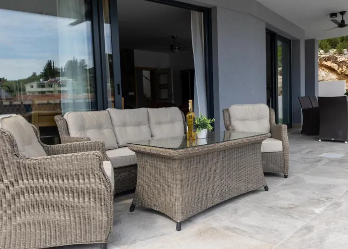 Juma By Guide Villa Blace